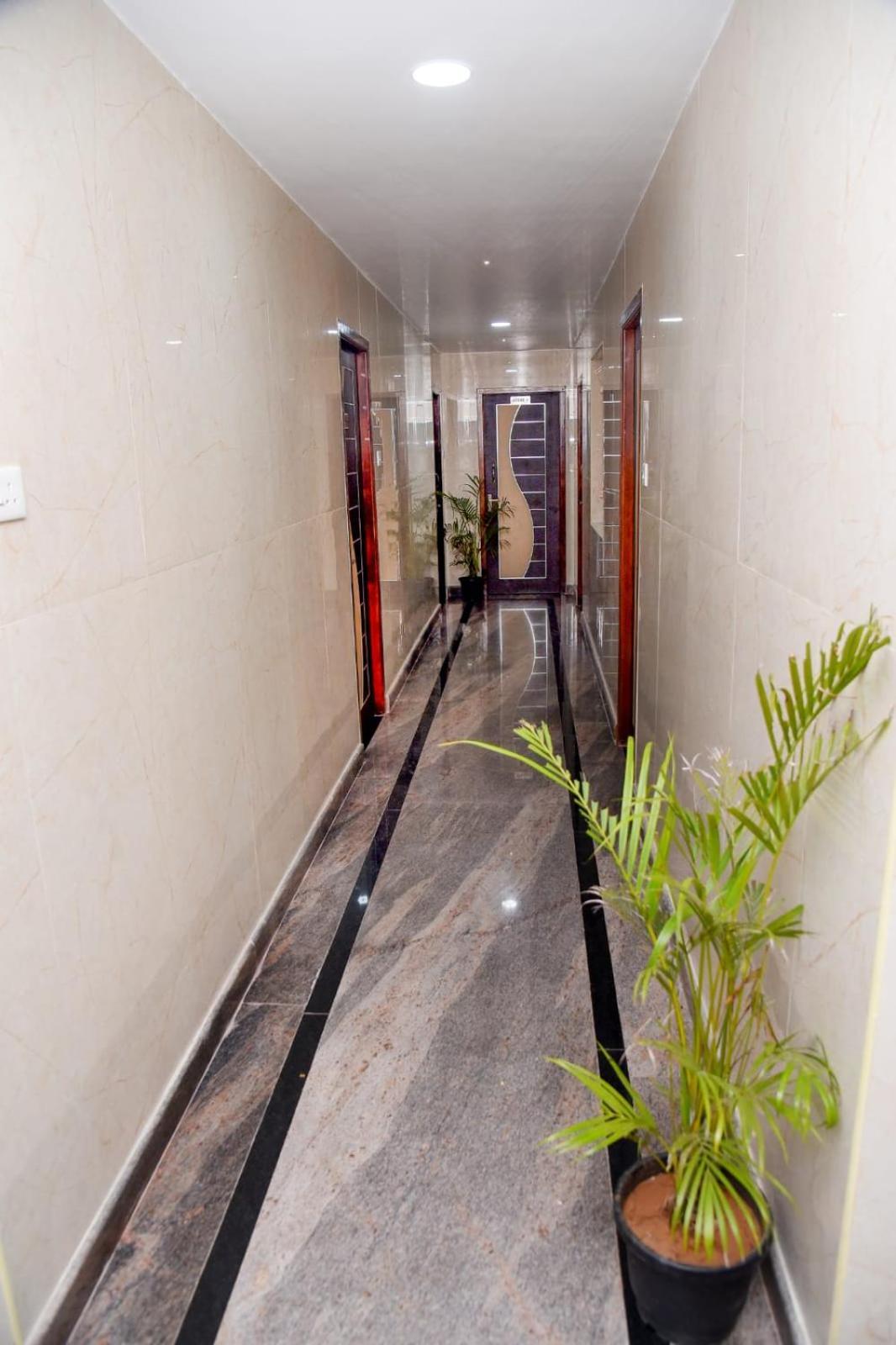Hotel Sri Vishnu Residency Sriperumbudur Zewnętrze zdjęcie